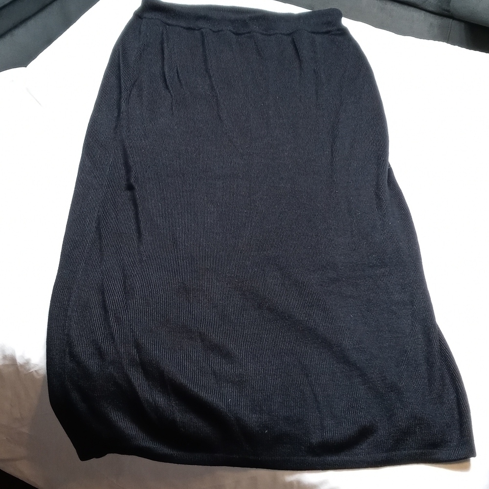 Avenue 1X long black skirt